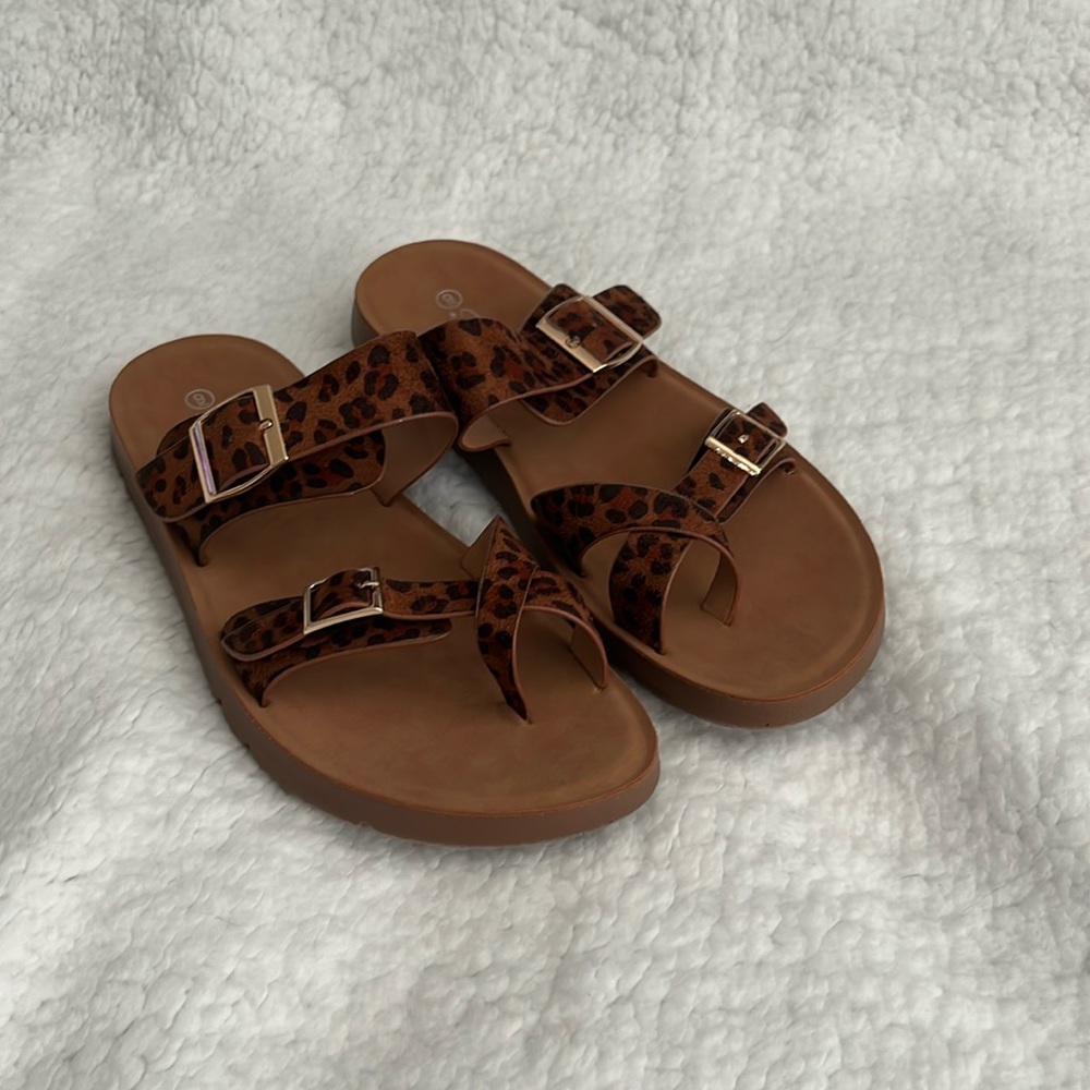 Some nice cheetah, print, comfortable sandals